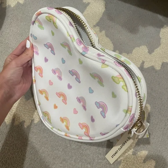 NWT Stoney Clover Lane x Roller Rabbit Cotton Candy Hearts Zipper Pouch - Picture 2 of 6